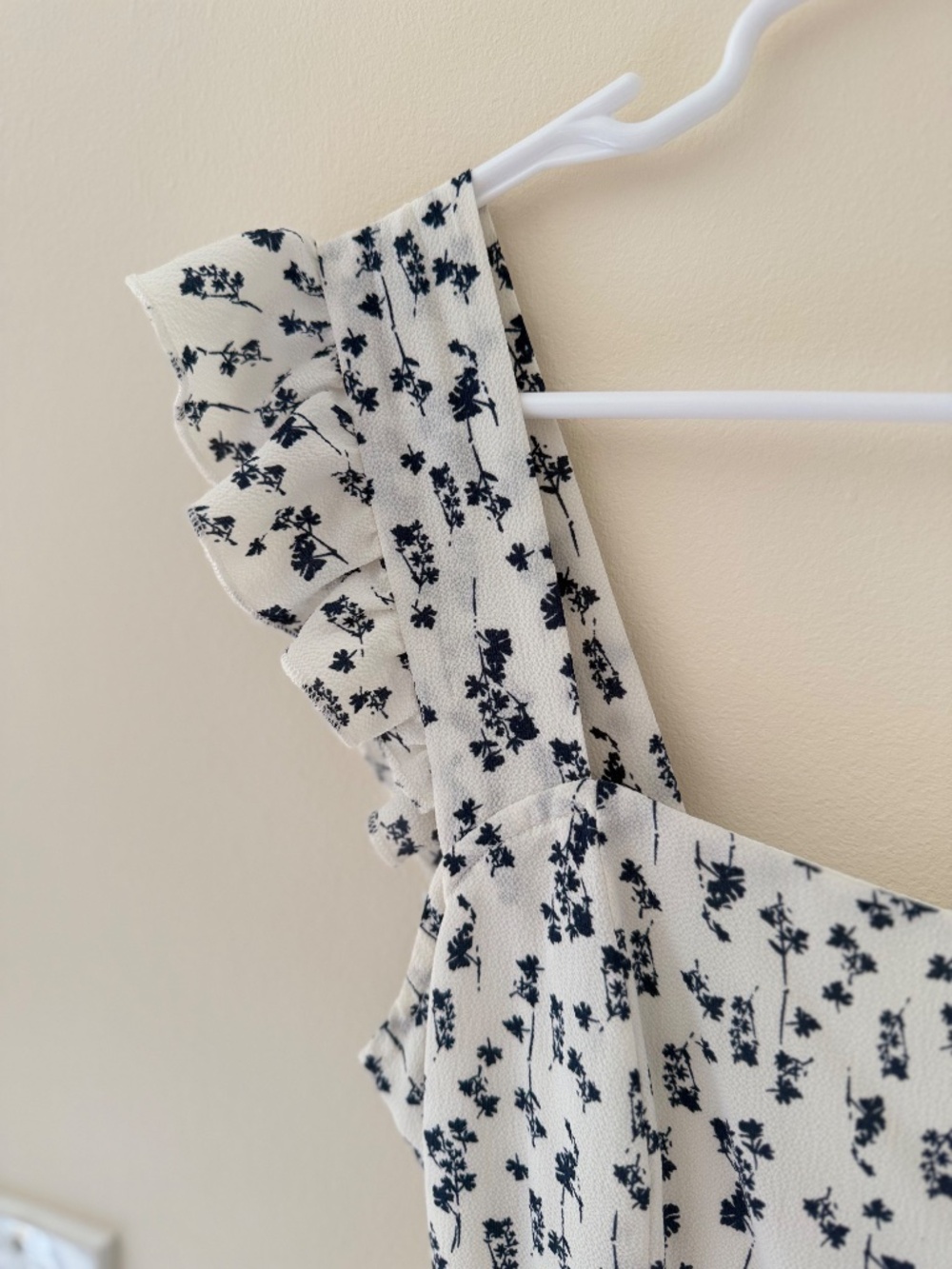 Mono B Floral Square Neck Ruffle Sleeveless Mini Dress Bow White Boho Romantic M - Picture 3 of 6